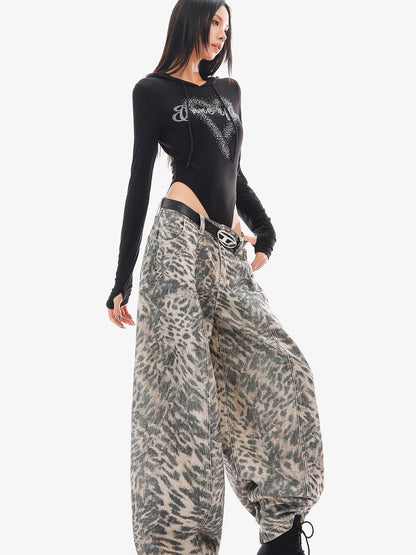 QIUQIU STUDIO Letter Print Rhinestone Hooded Slim Fit Cropped Women&