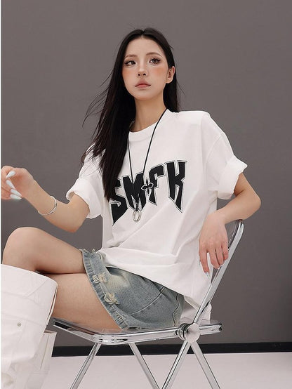 QIUQIU STUDIO Letter Print Round Neck Dropped Shoulder Short Sleeve Women&