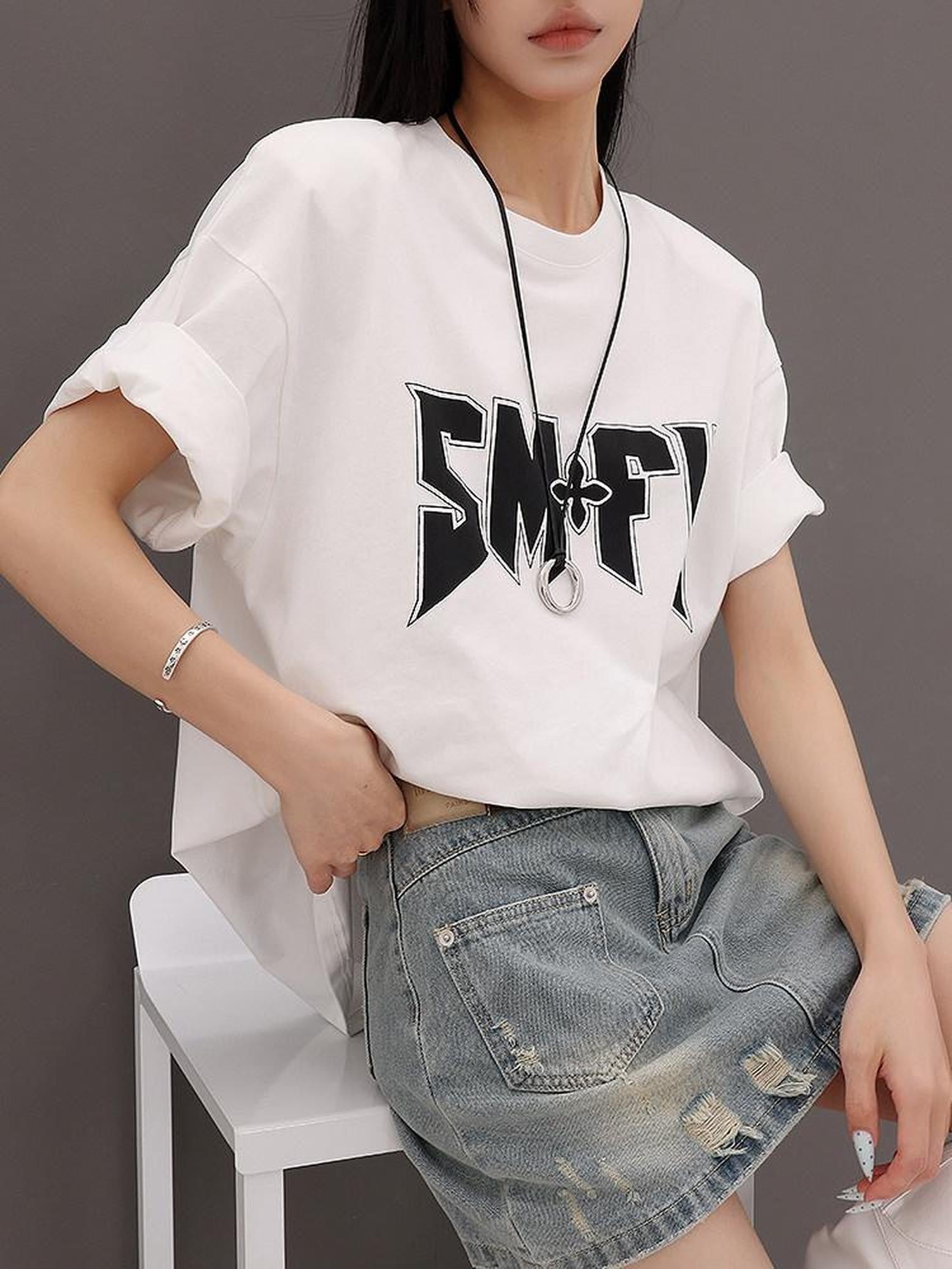 QIUQIU STUDIO Letter Print Round Neck Dropped Shoulder Short Sleeve Women&