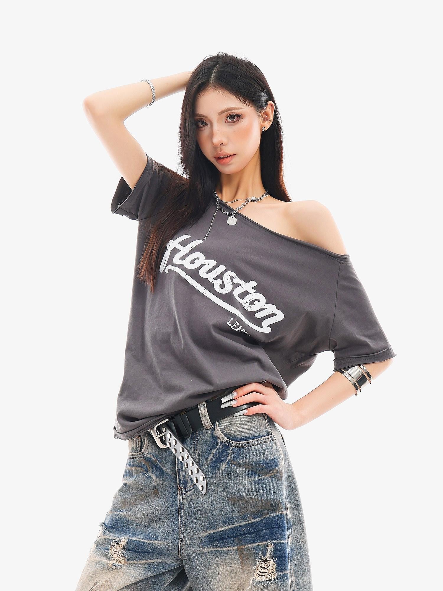 QIUQIU STUDIO Letter Print Slanted Neck Slim Waist Hot Girl Women&