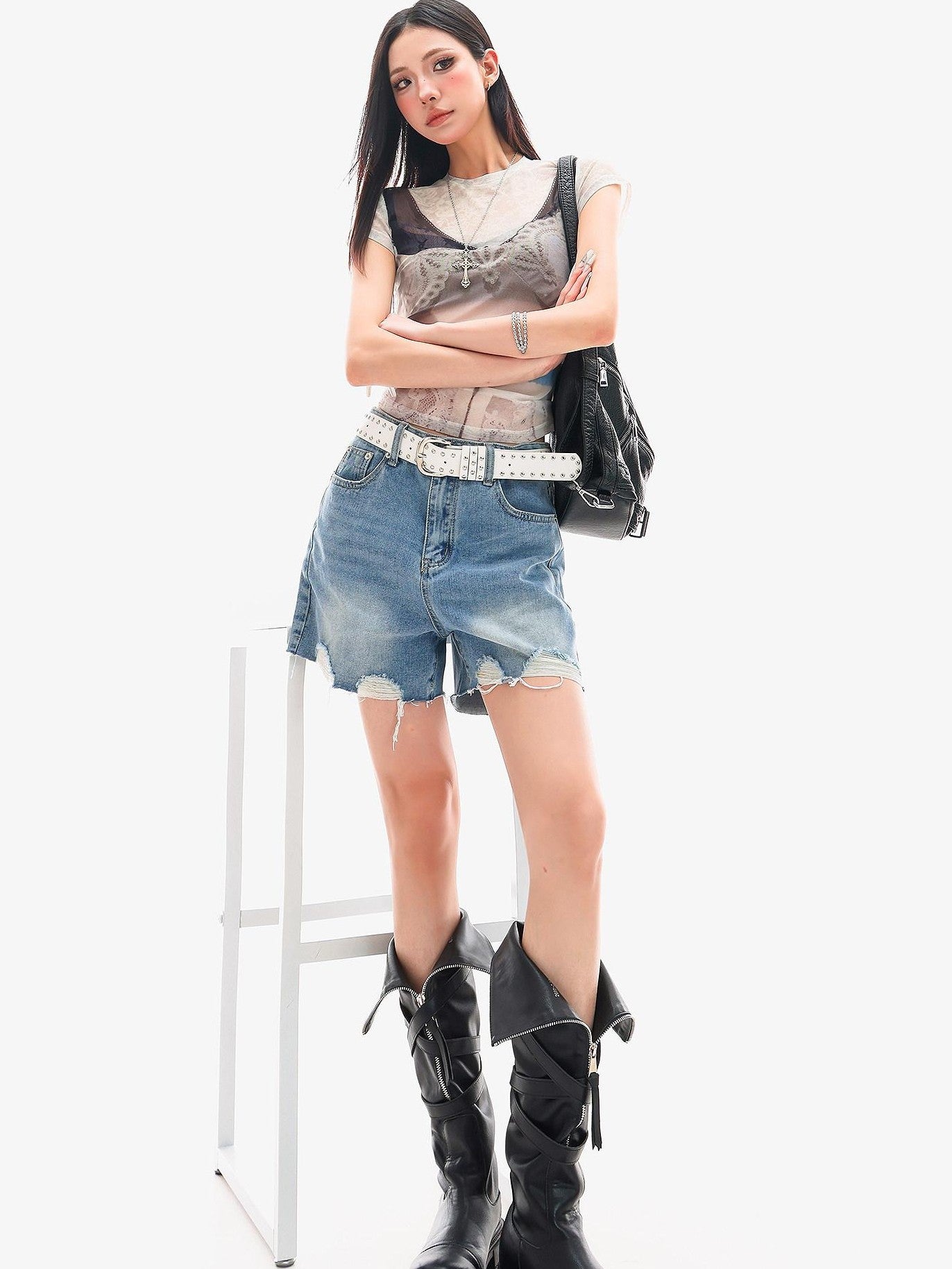 QIUQIU STUDIO Light Blue Washed Ripped Distressed Frayed Hem Women&