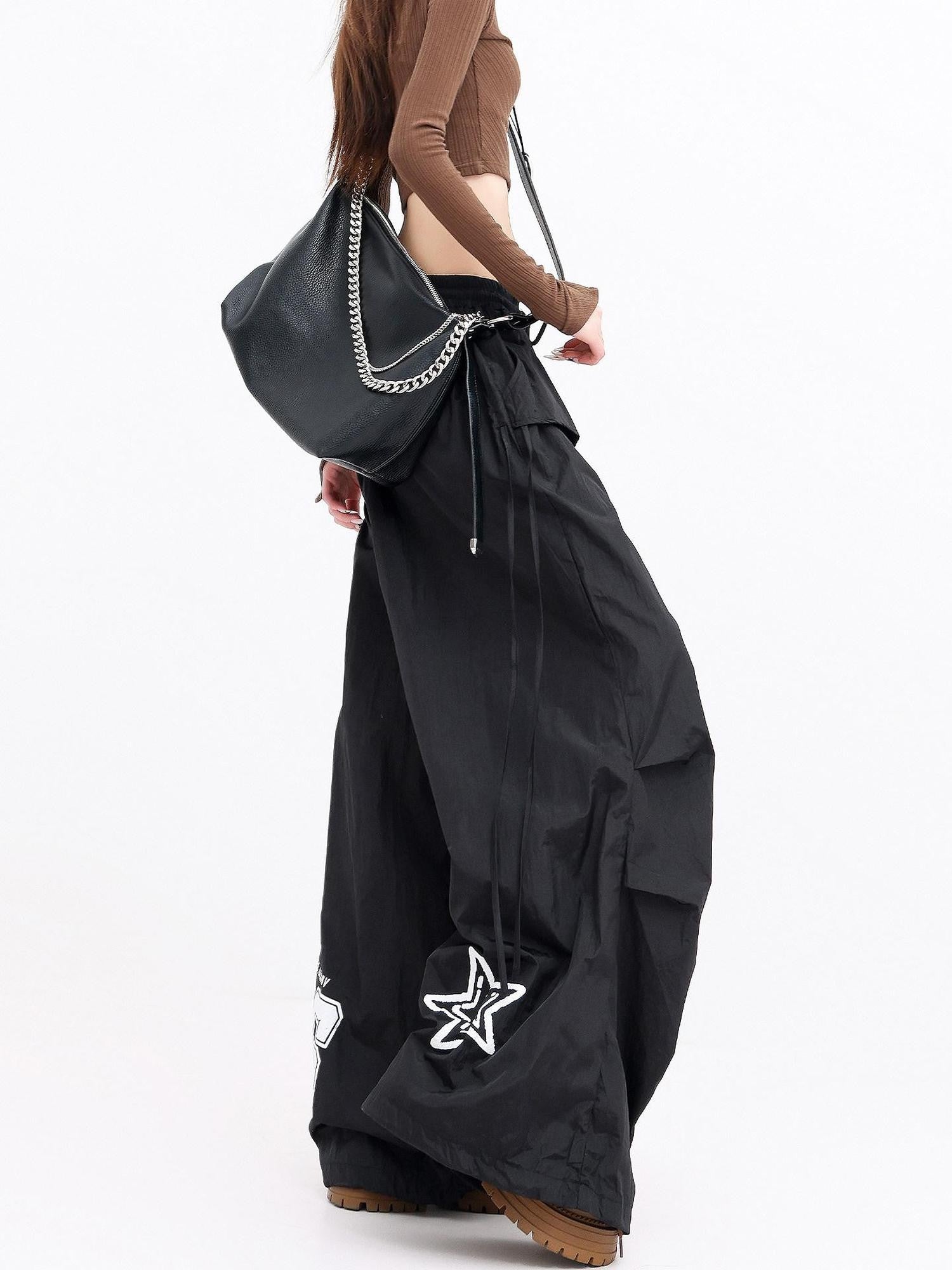 QIUQIU STUDIO Pleated Asymmetric Parachute Cargo Women&