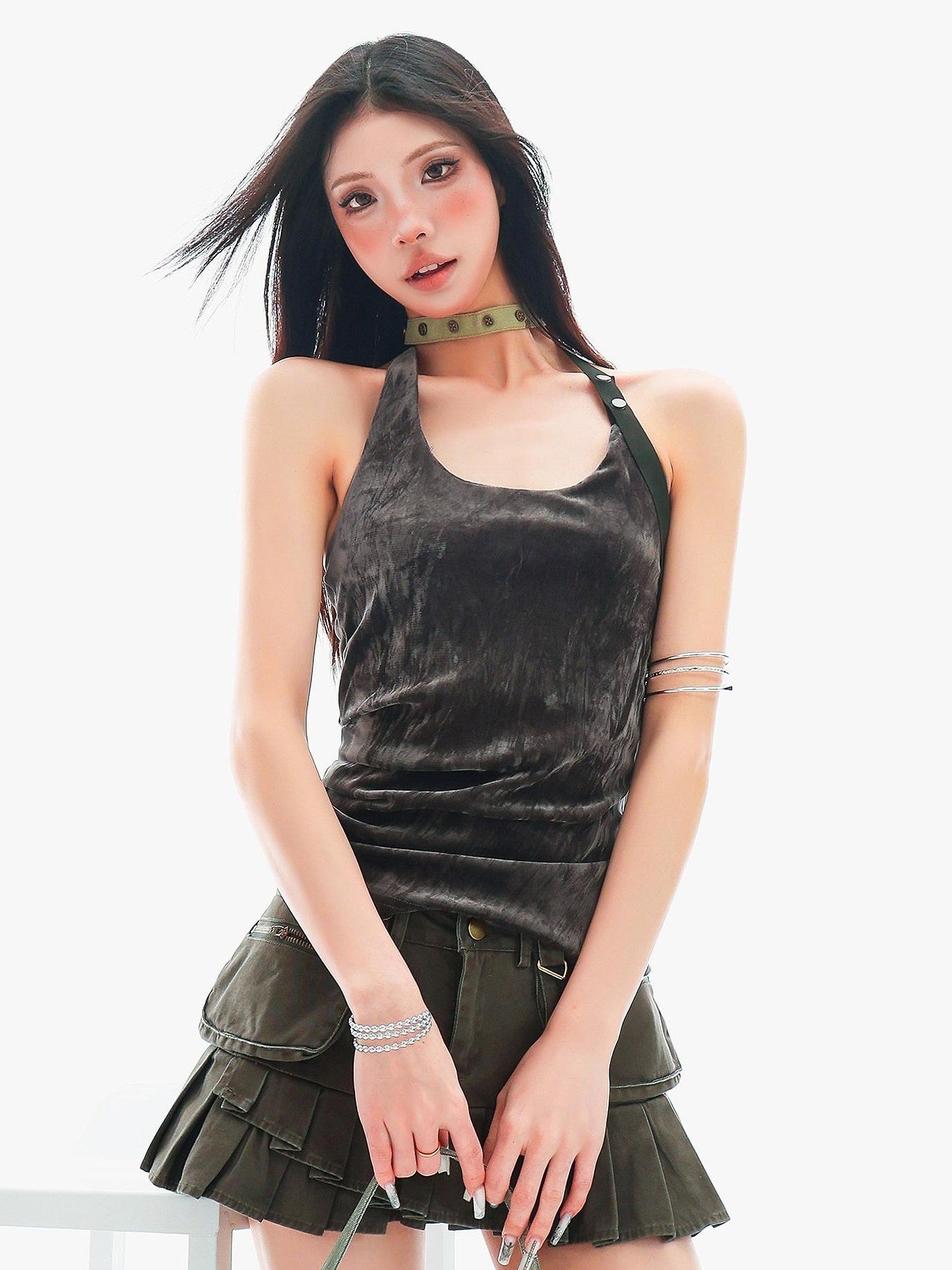 QIUQIU STUDIO Plush Backless U Neck Waist Cinch Slim Fit Women&