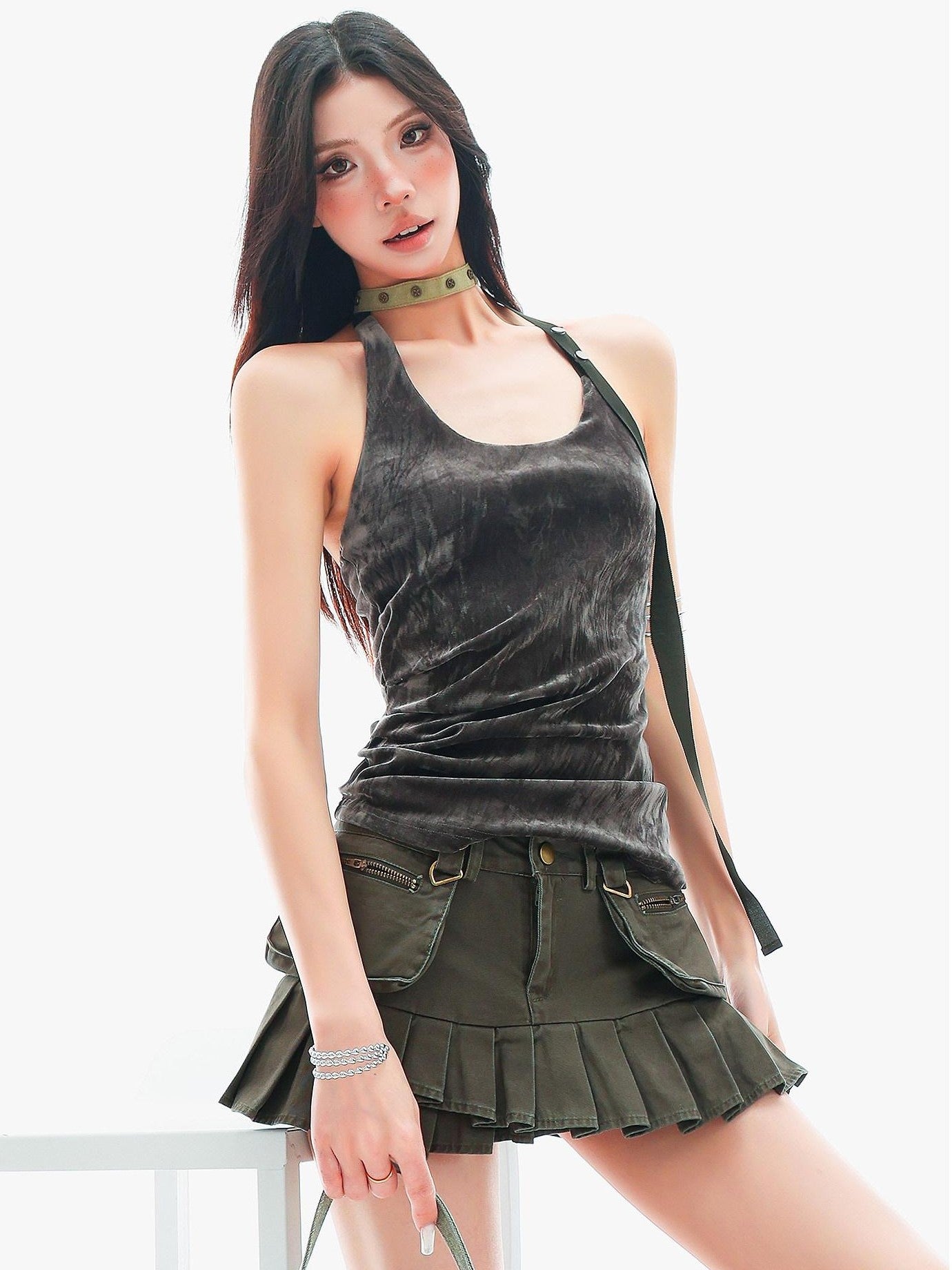 QIUQIU STUDIO Plush Backless U Neck Waist Cinch Slim Fit Women&