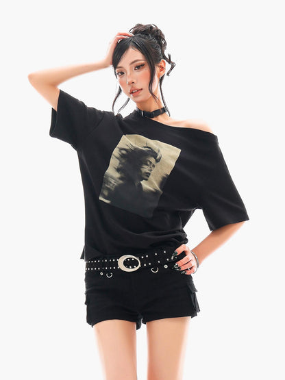 QIUQIU STUDIO Portrait Print Asymmetric Shoulder Loose Fit Women&