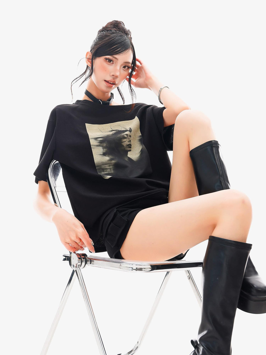QIUQIU STUDIO Portrait Print Asymmetric Shoulder Loose Fit Women&