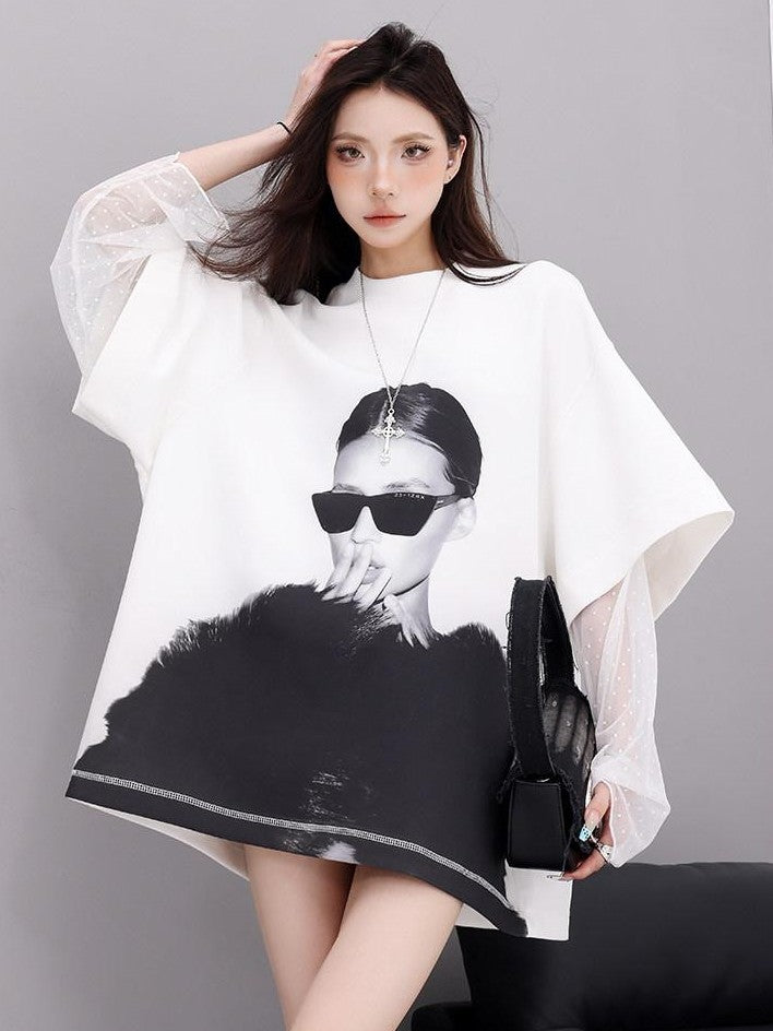QIUQIU STUDIO Portrait Print Lace Splice Round Neck Long Sleeve Women&