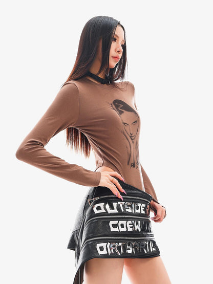 QIUQIU STUDIO Portrait Print Round Neck Slim Fit Cropped Women&