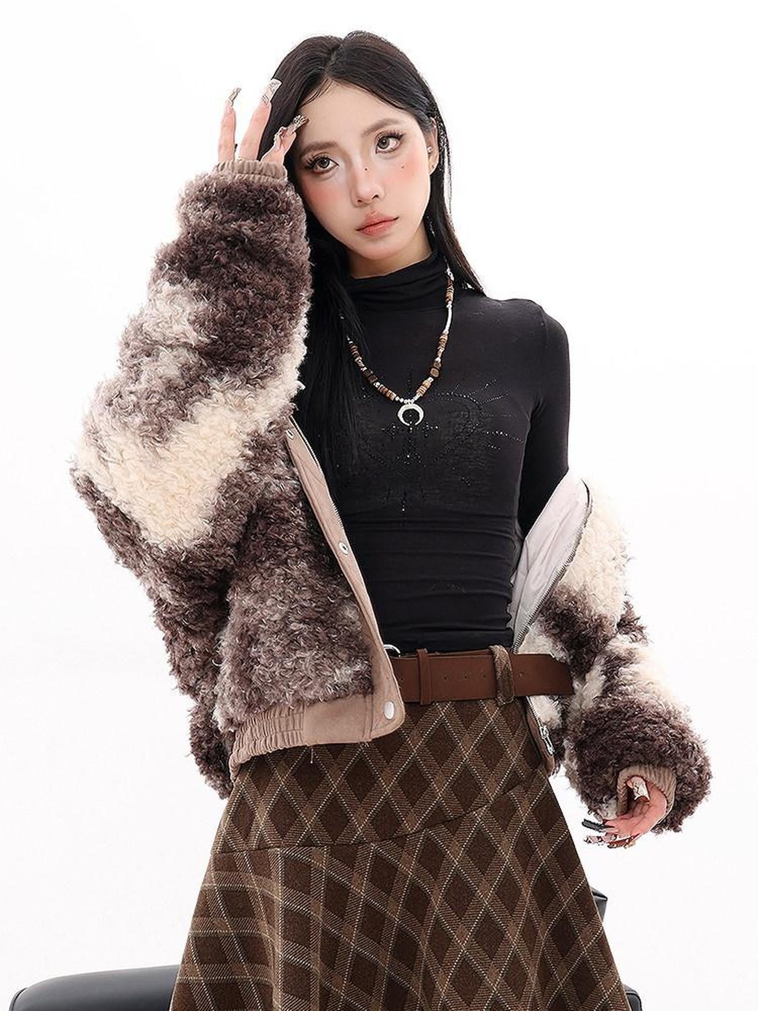 QIUQIU STUDIO Printed Cropped Stand Collar Quilted Women&