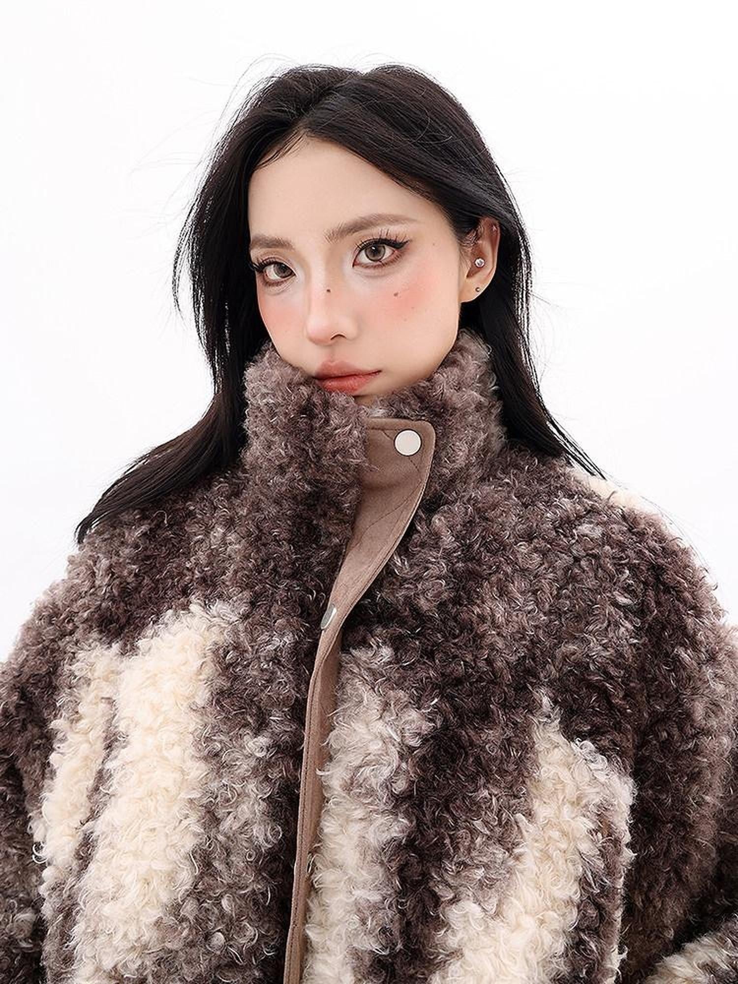 QIUQIU STUDIO Printed Cropped Stand Collar Quilted Women&