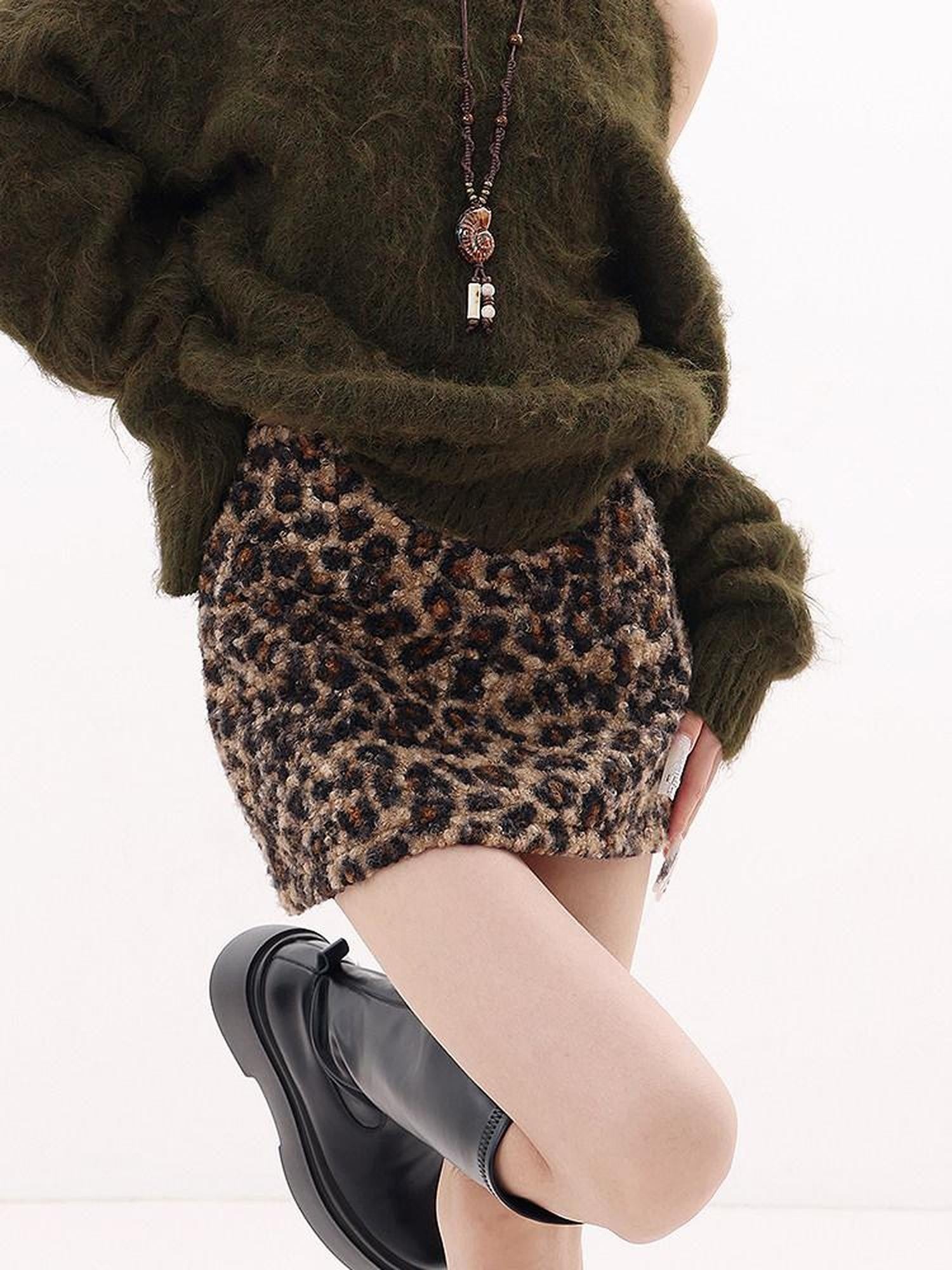 QIUQIU STUDIO Retro Leopard Print A Line Slim Mid Waist Lined Women&