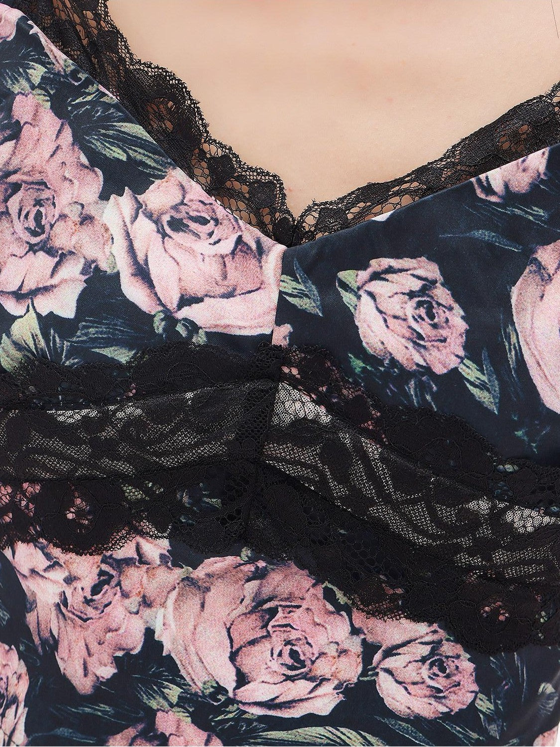 QIUQIU STUDIO Rose Print Lace Trim Navel Baring Short Cropped Slim Fit Women&