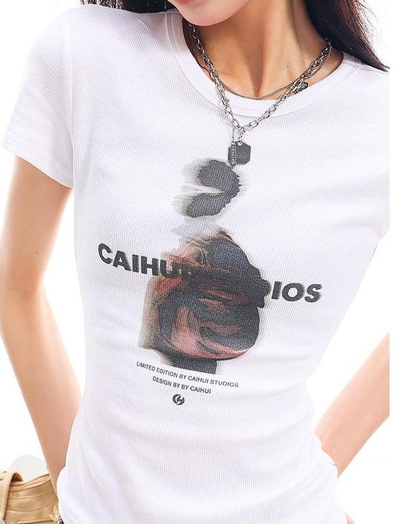 QIUQIU STUDIO Round Neck Letter And Character Print Slim Fit Women&