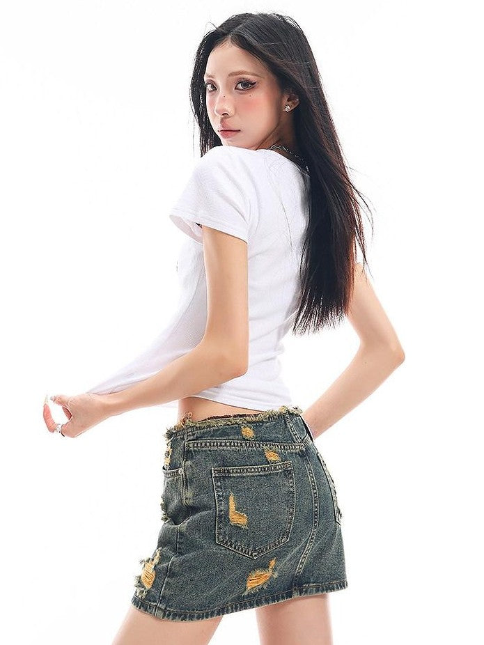 QIUQIU STUDIO Round Neck Letter And Character Print Slim Fit Women&