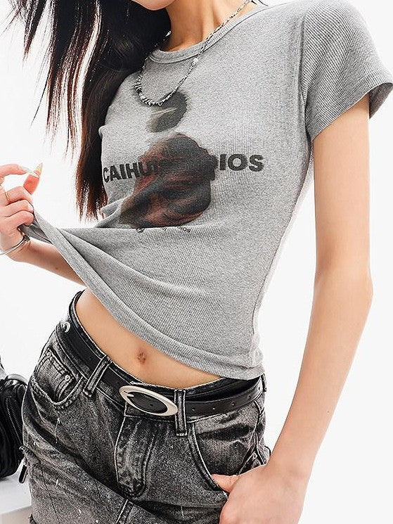QIUQIU STUDIO Round Neck Letter And Character Print Slim Fit Women&