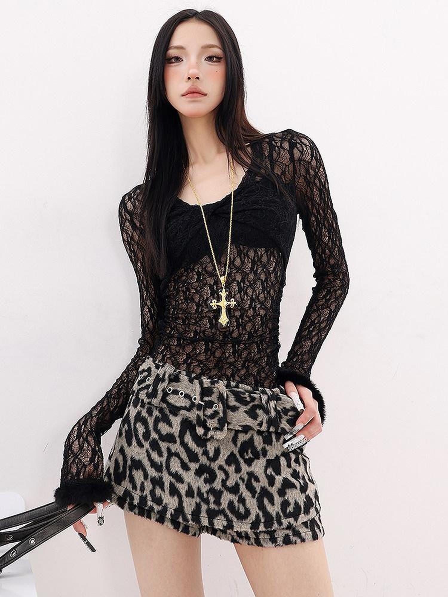 QIUQIU STUDIO Sheer Lace Cutout Wide Round Neck Slim Fit Women&