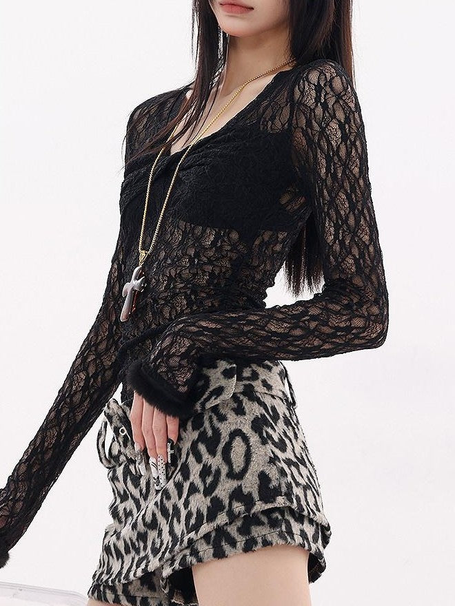 QIUQIU STUDIO Sheer Lace Cutout Wide Round Neck Slim Fit Women&
