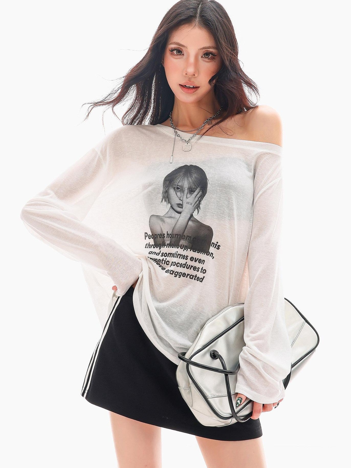 QIUQIU STUDIO Sheer Portrait Print Asymmetrical Neckline Women&