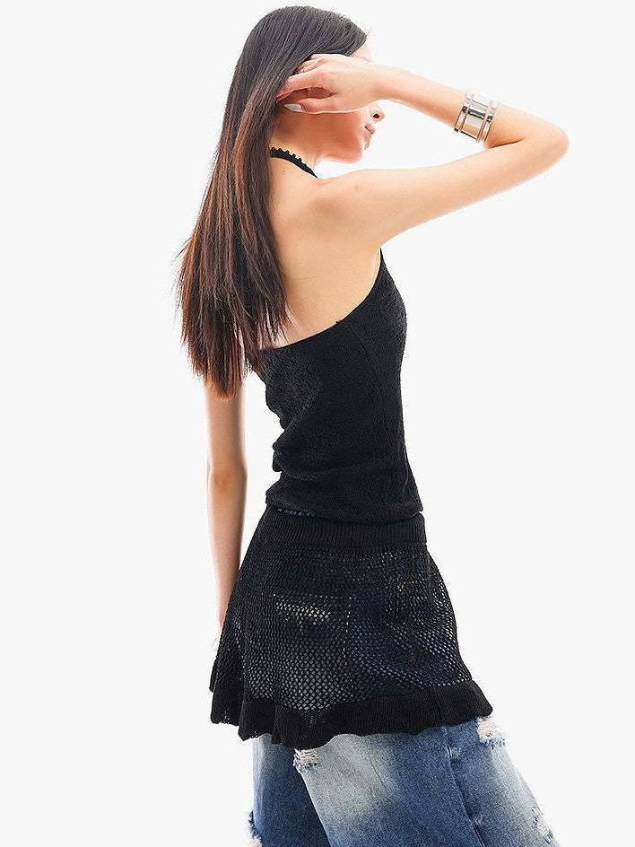 QIUQIU STUDIO Solid Black V-neck Slim Fit Sleeveless Slight Stretch Women&