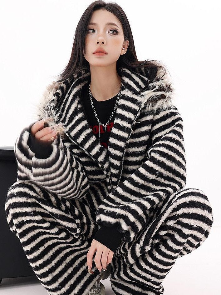 QIUQIU STUDIO Striped Fur Collar Hooded Contrast Zip Relaxed Women&