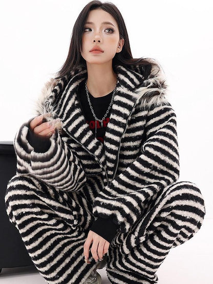 QIUQIU STUDIO Striped Fur Collar Hooded Contrast Zip Relaxed Women&