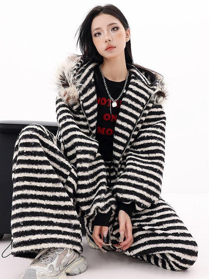 QIUQIU STUDIO Striped Fur Collar Hooded Contrast Zip Relaxed Women&