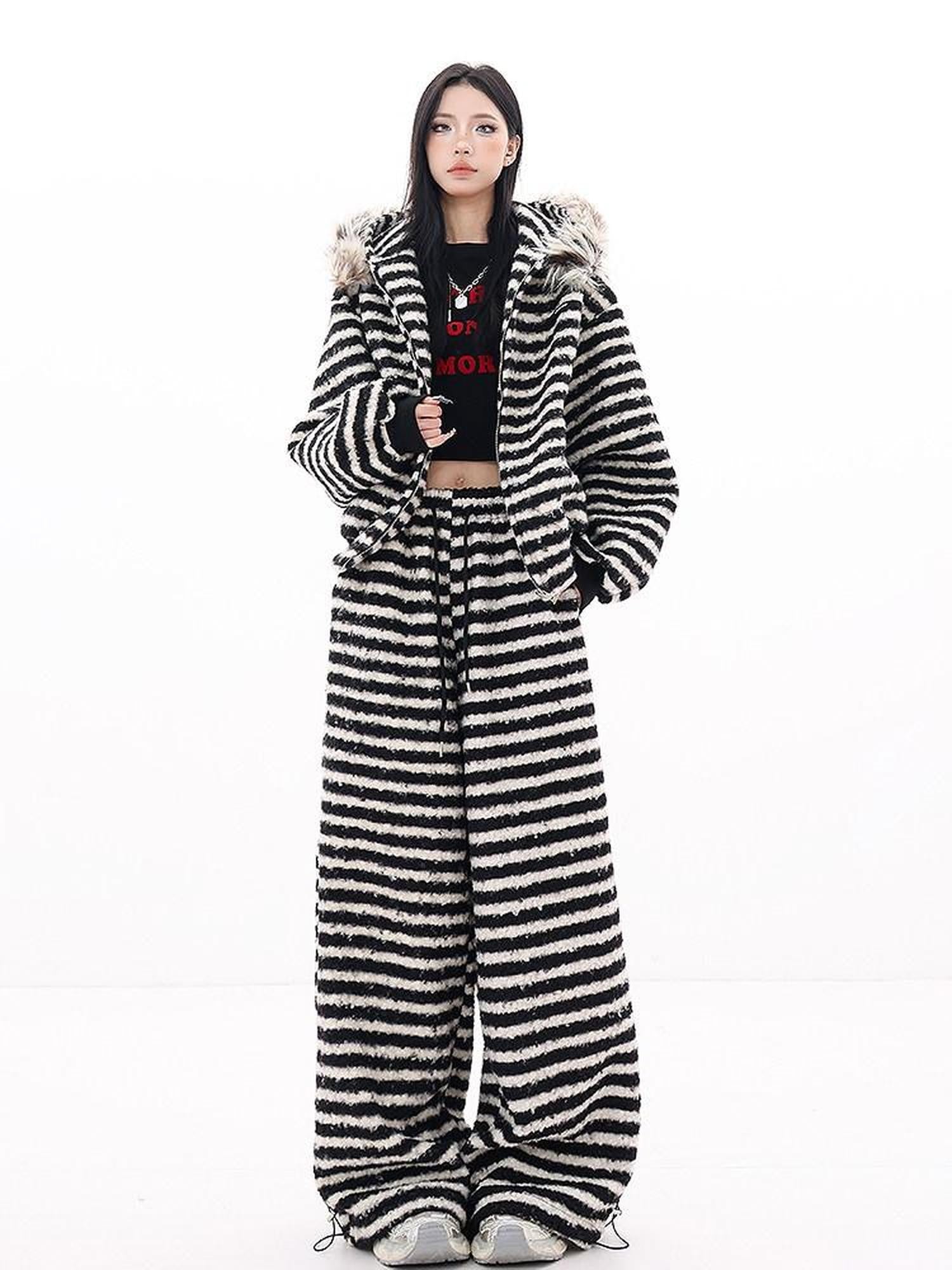QIUQIU STUDIO Striped Fur Collar Hooded Contrast Zip Relaxed Women&