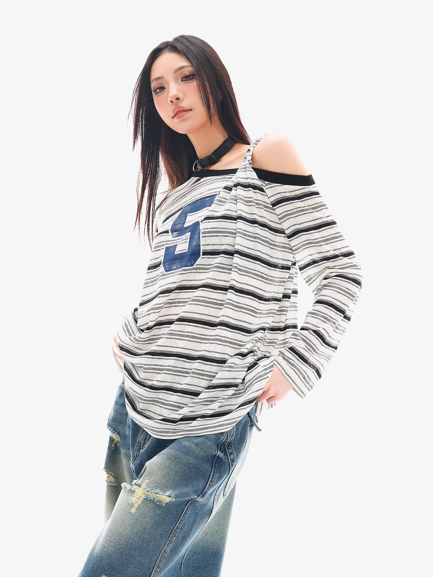 QIUQIU STUDIO Striped Lettering Print Asymmetric Shoulder Loose Women&