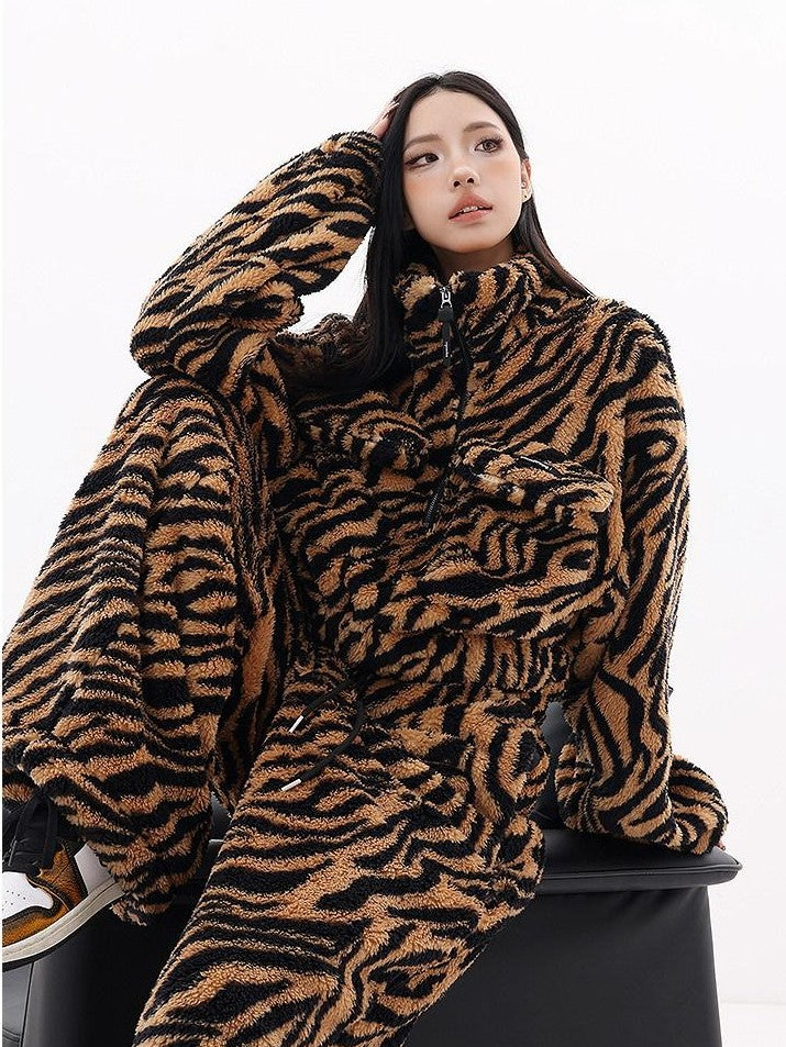 QIUQIU STUDIO Tiger Print Contrast Stand Collar Fleece Lined Relaxed Women&