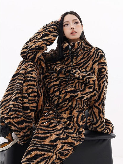 QIUQIU STUDIO Tiger Print Contrast Stand Collar Fleece Lined Relaxed Women&