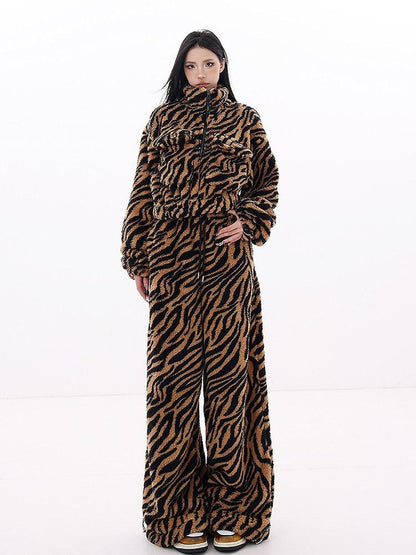 QIUQIU STUDIO Tiger Print Contrast Stand Collar Fleece Lined Relaxed Women&