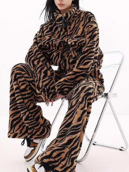 QIUQIU STUDIO Tiger Print Contrast Stand Collar Fleece Lined Relaxed Women&