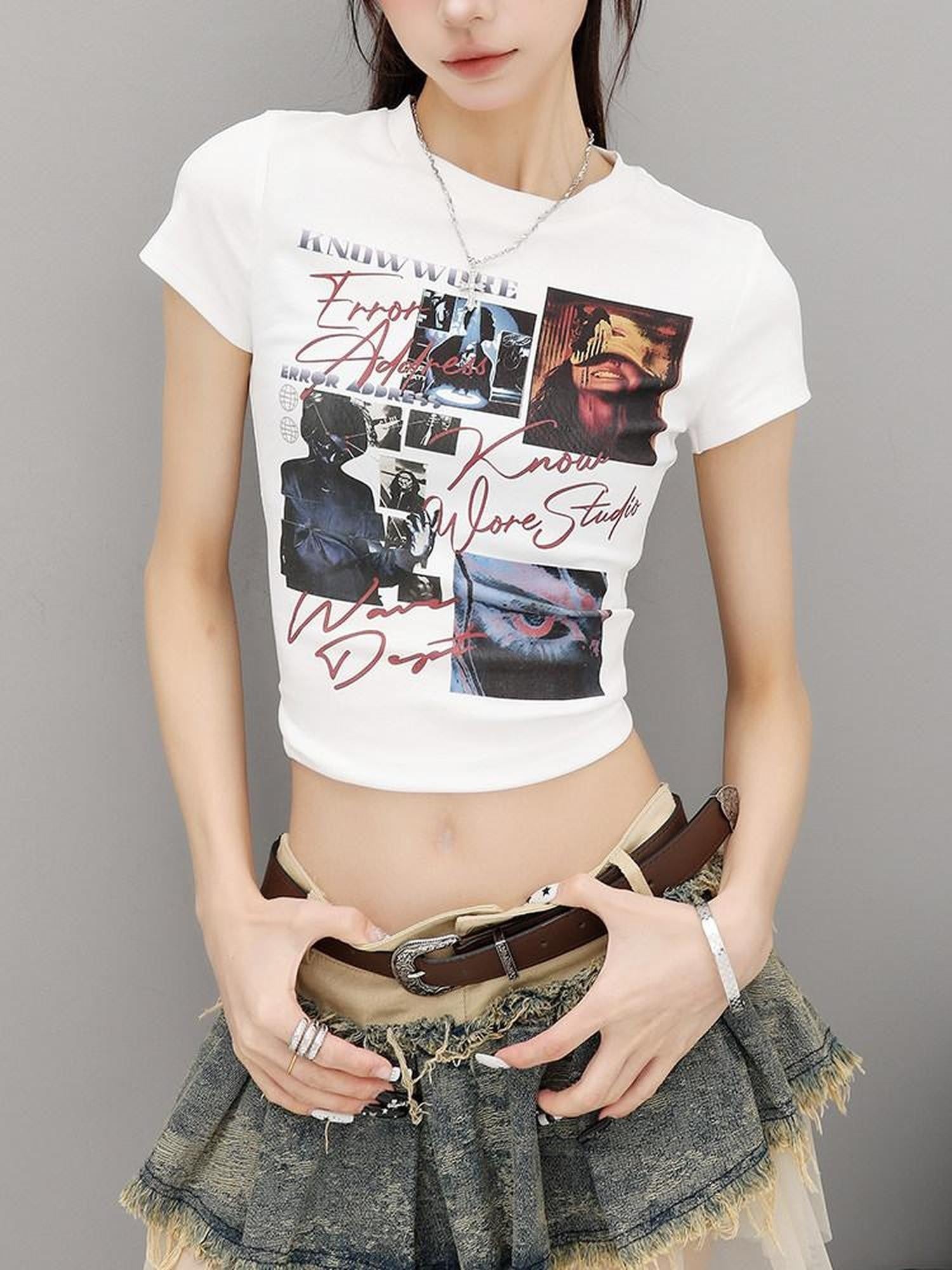 QIUQIU STUDIO Vintage Letter Figure Print Slim Fit Crewneck Women&