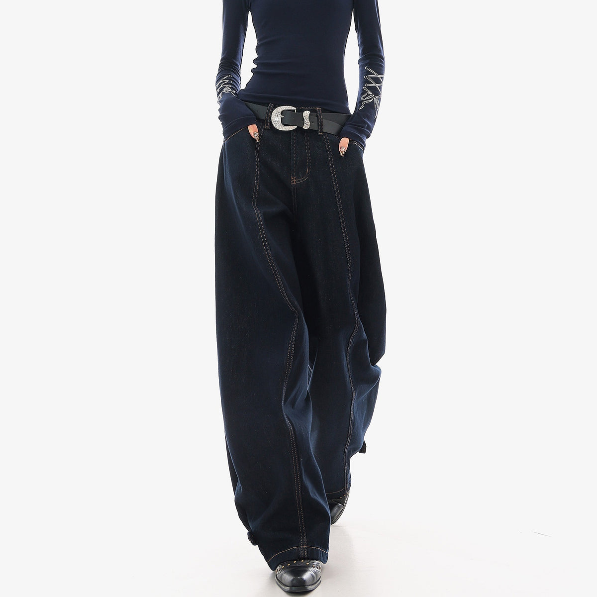 QIUQIU_STUDIO_Washed_Curved_Frayed_Women&
