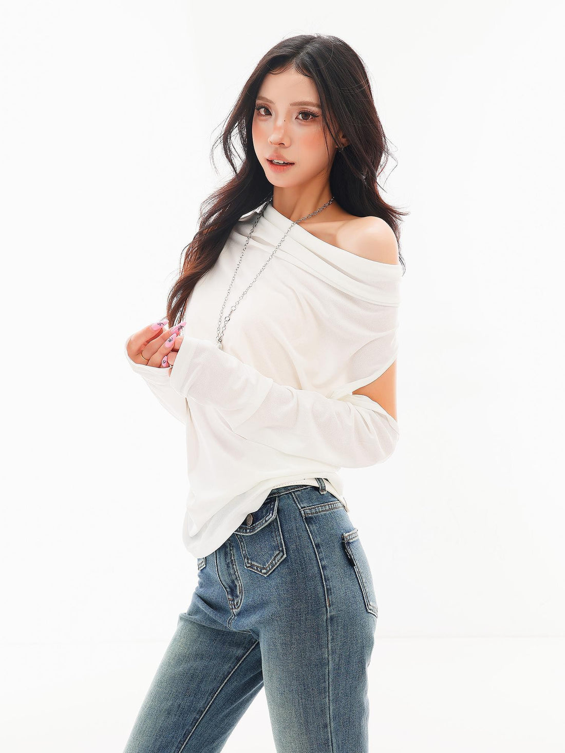 QIUQIU STUDIO White Cowl Neck One Shoulder Loose Fit Women&