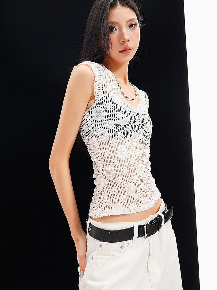 QIUQIU STUDIO White Crochet Hollow Floral V-neck Slim Fit Women&