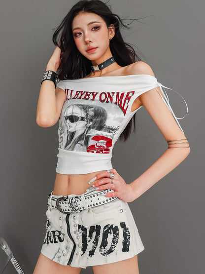 QIUQIU STUDIO White Letter Print One Shoulder Slim Sexy Women&