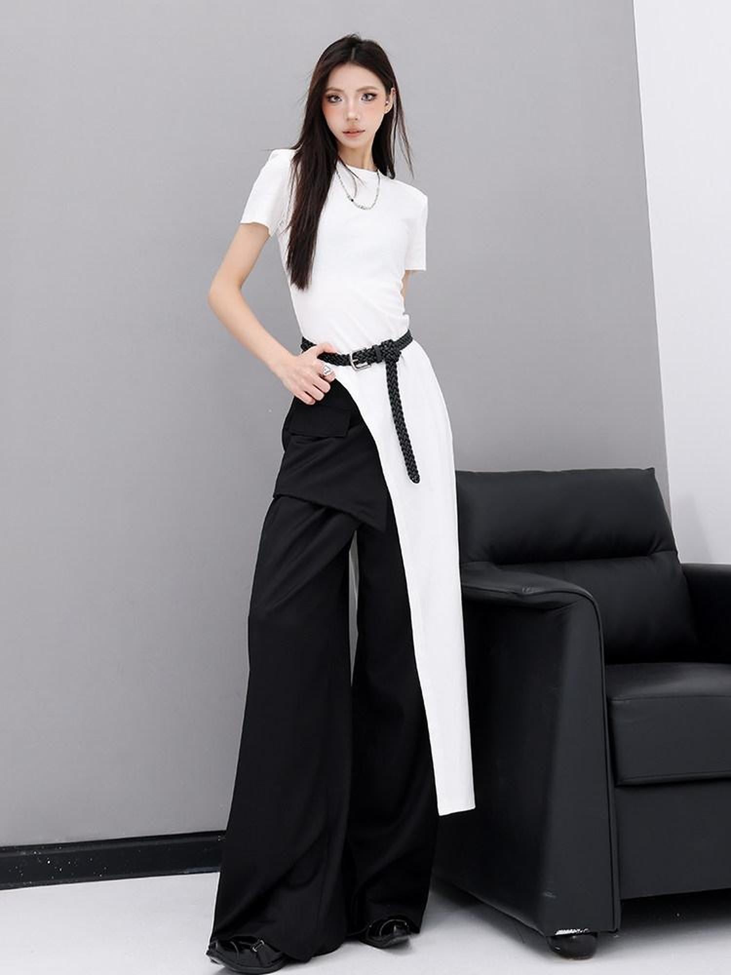 QIUQIU STUDIO White Side Slit Round Neck Women&