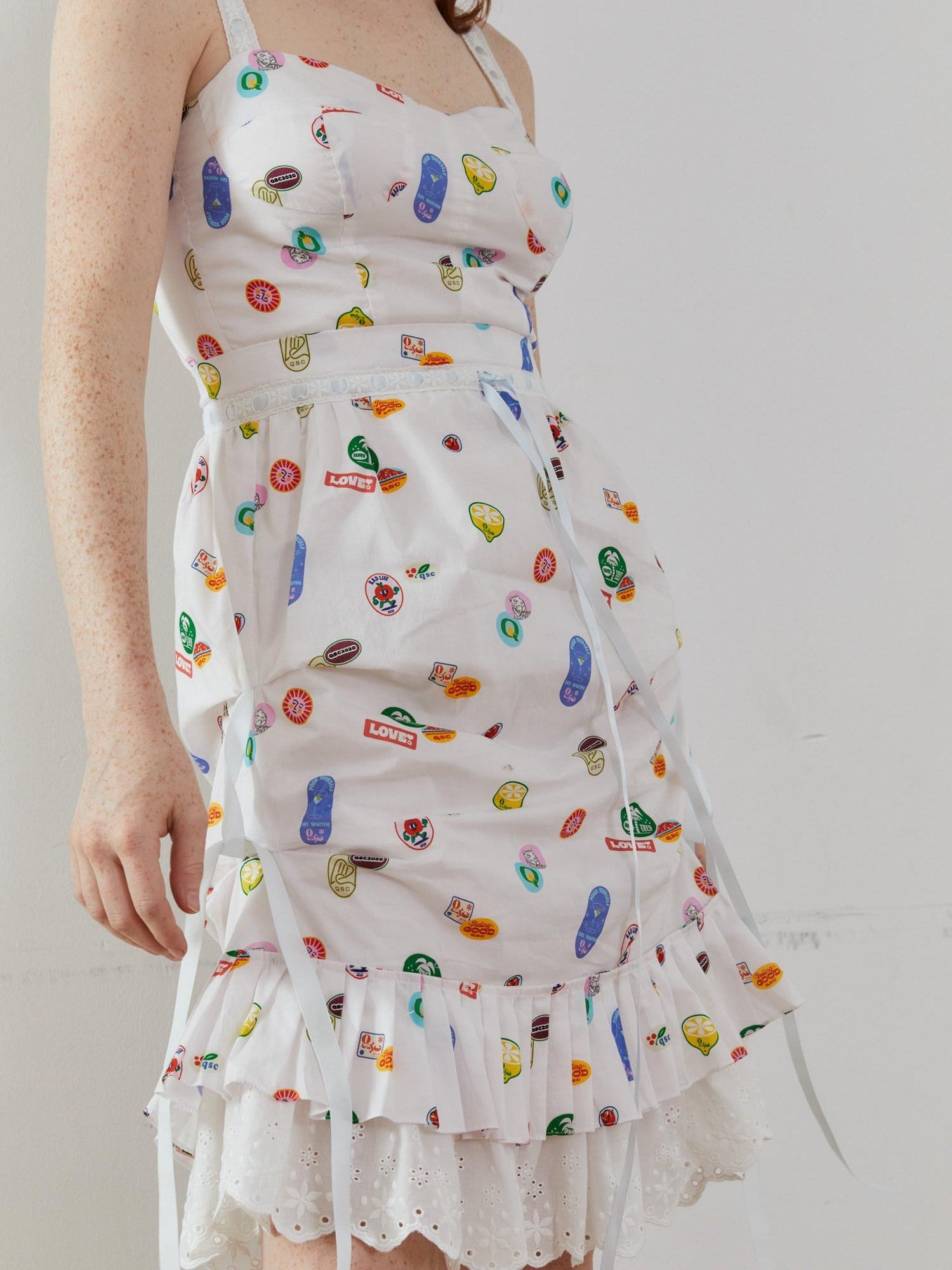 QUORRA S CHORD Apple Applique Spliced Ribbon Tank Cinched Waist Women&