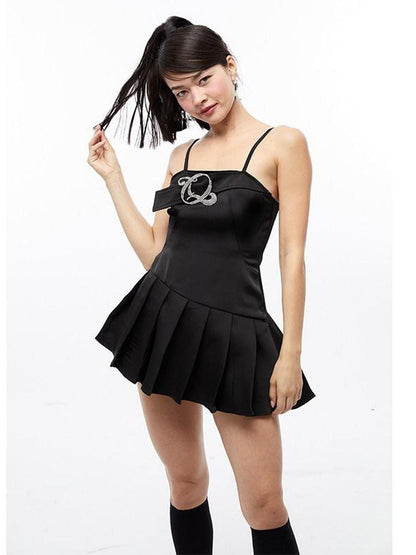 QUORRA S CHORD Belt Buckle Pleated Spaghetti Strap Women&