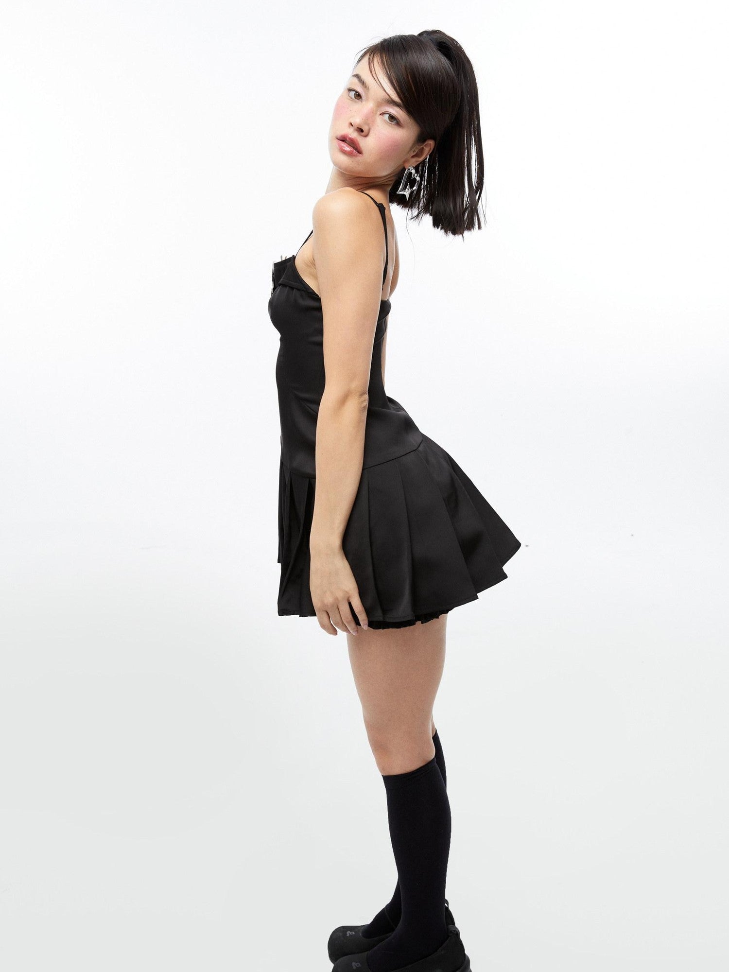 QUORRA S CHORD Belt Buckle Pleated Spaghetti Strap Women&