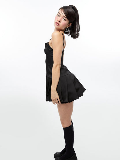QUORRA S CHORD Belt Buckle Pleated Spaghetti Strap Women&