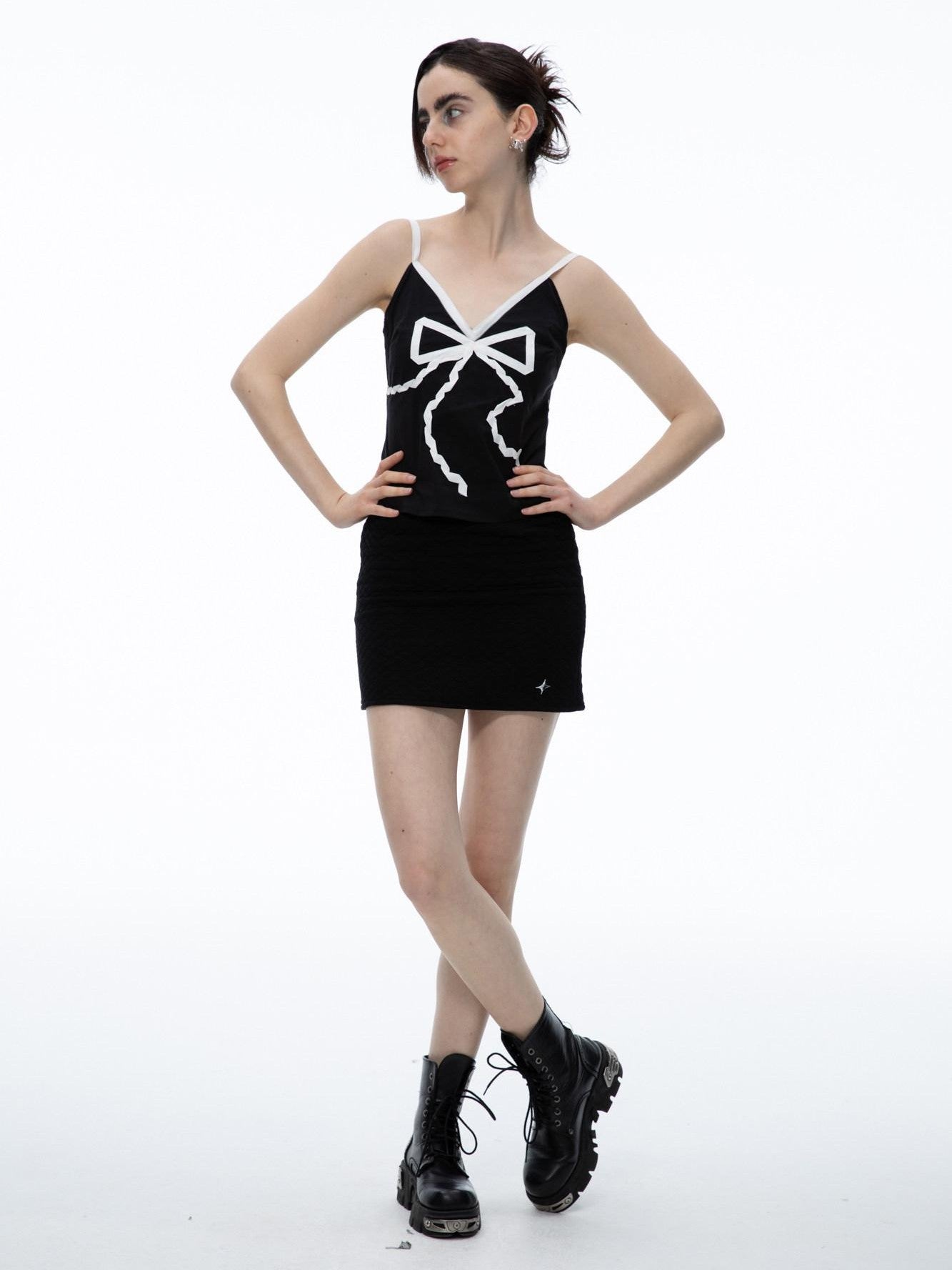 QUORRA S CHORD Black Bow Tie Ribbon V-neck Women&