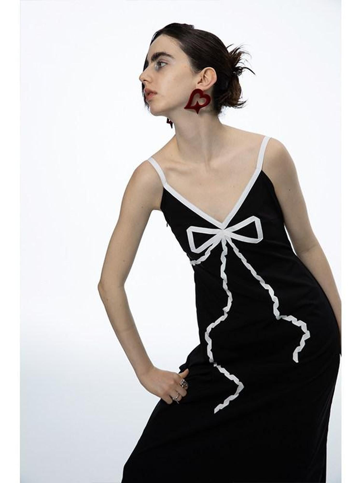QUORRA S CHORD Black Bow V-neck Spaghetti Strap Women&