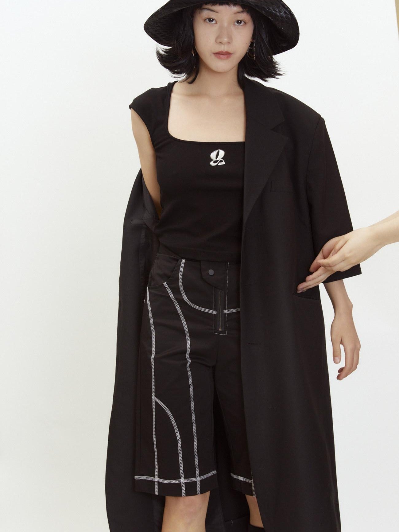 QUORRA S CHORD Black Vintage Square Neck Slim Cropped Women&