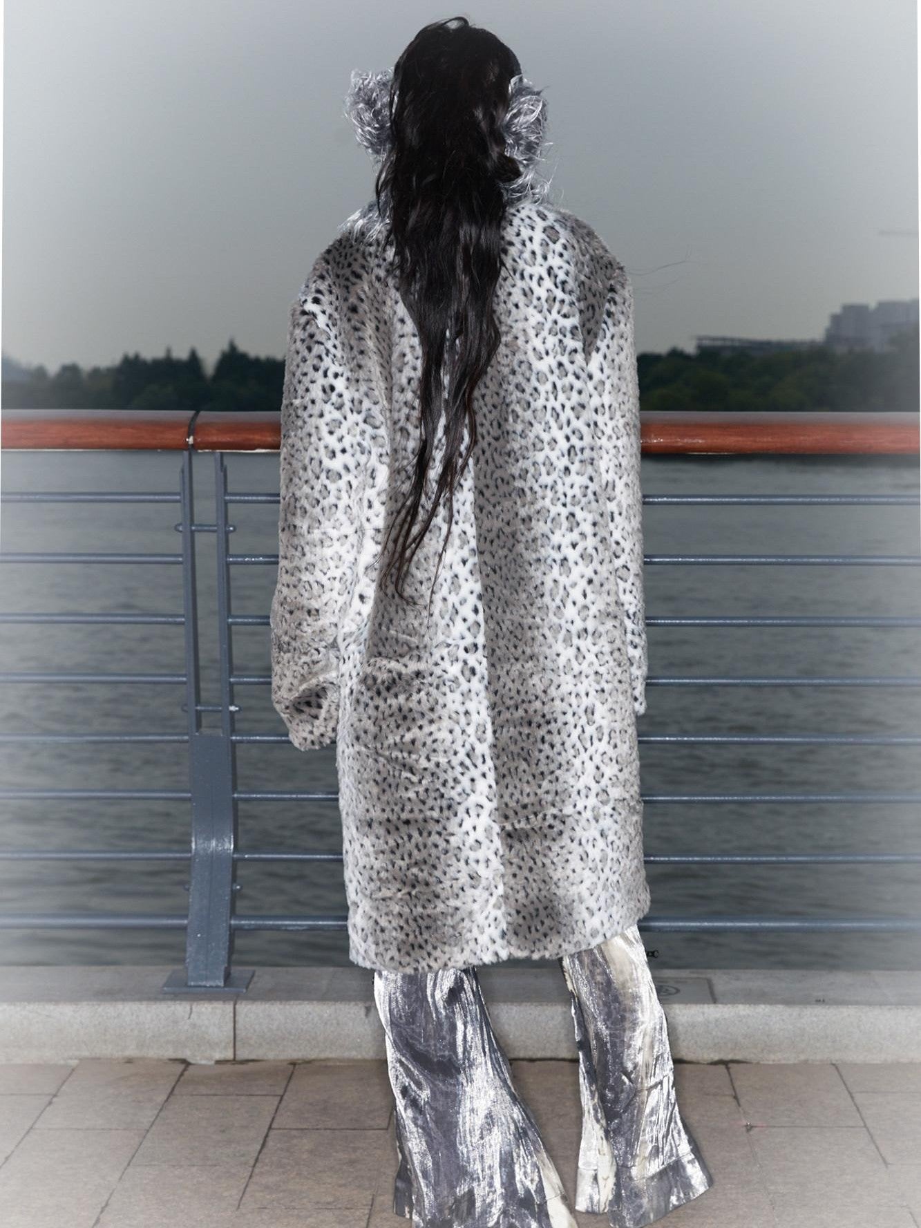 QUORRA S CHORD Black White Gradient Long Pile Women&