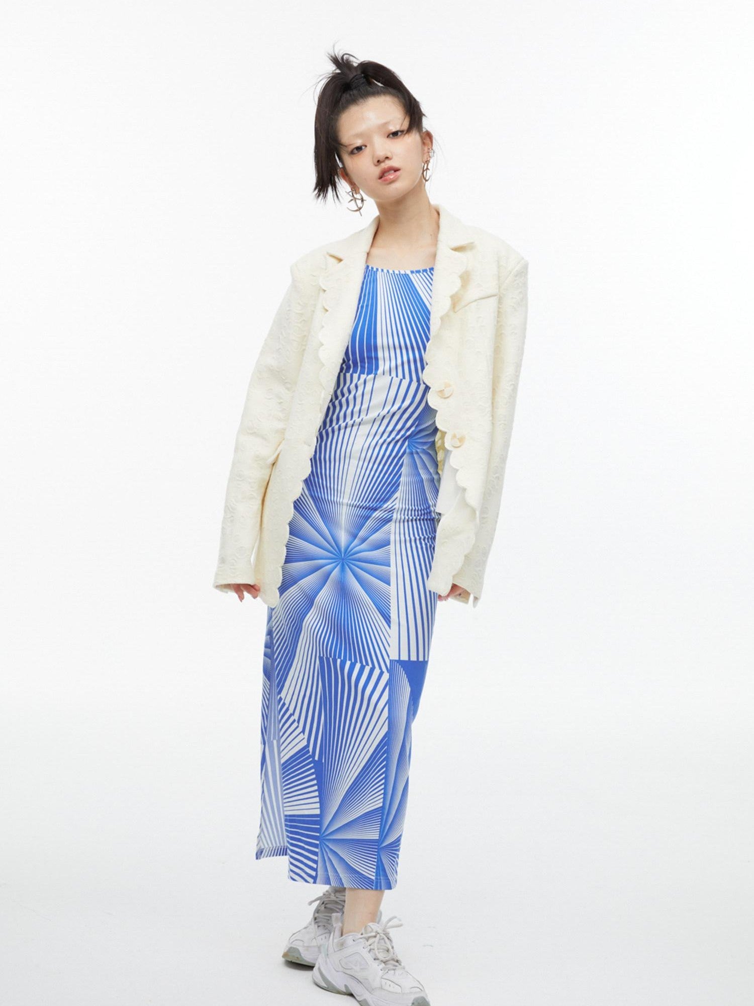 QUORRA S CHORD Blue Fan Shaped Psychedelic Print Backless Slit Women&