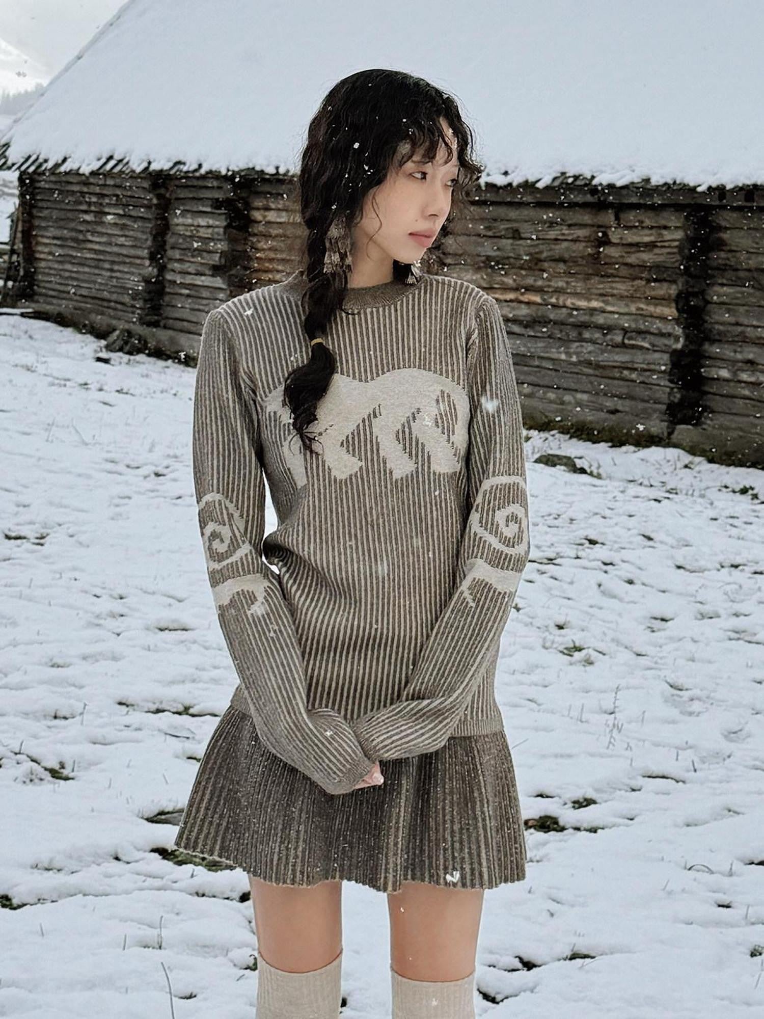 QUORRA S CHORD Brown Ribbed Pony Geometric Knitted Women&