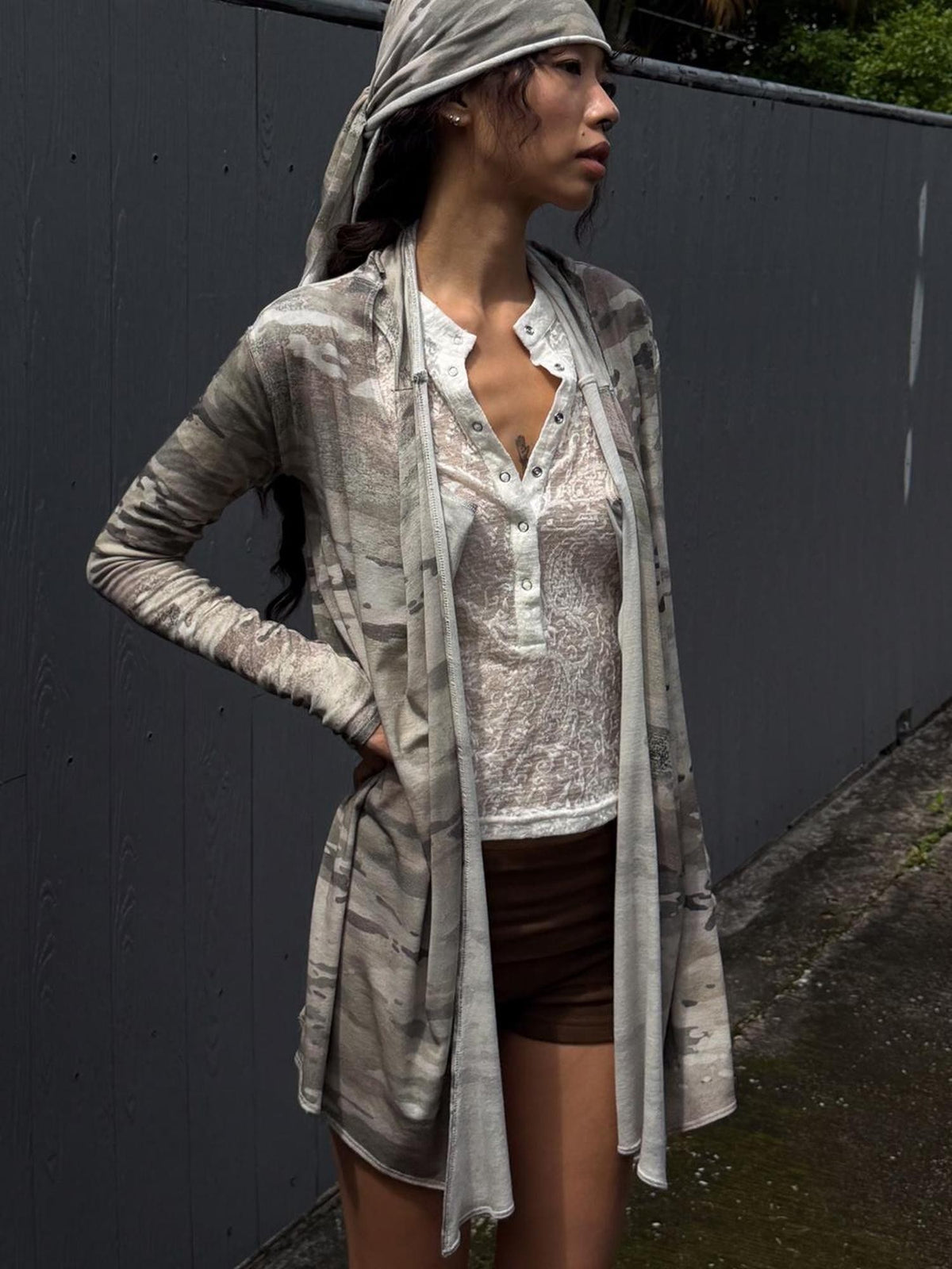 QUORRA S CHORD Cream Paisley Lace Jacquard V-neck Women&