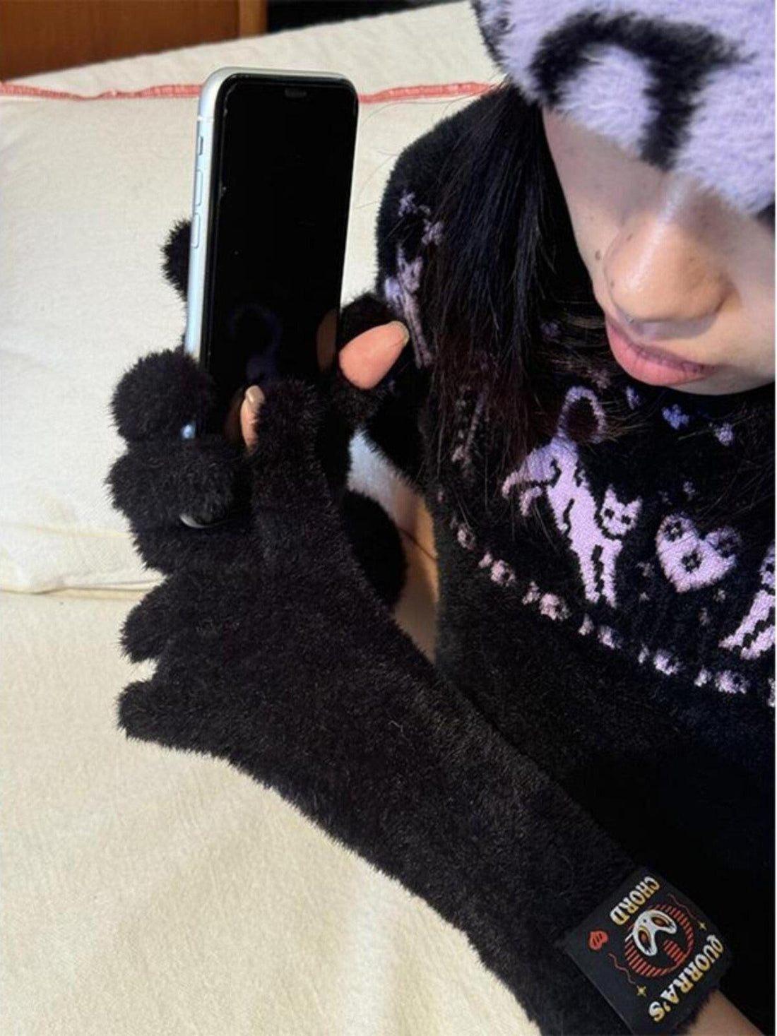 QUORRA S CHORD Fuzzy Knitted Touchscreen Full Finger Warm Women&